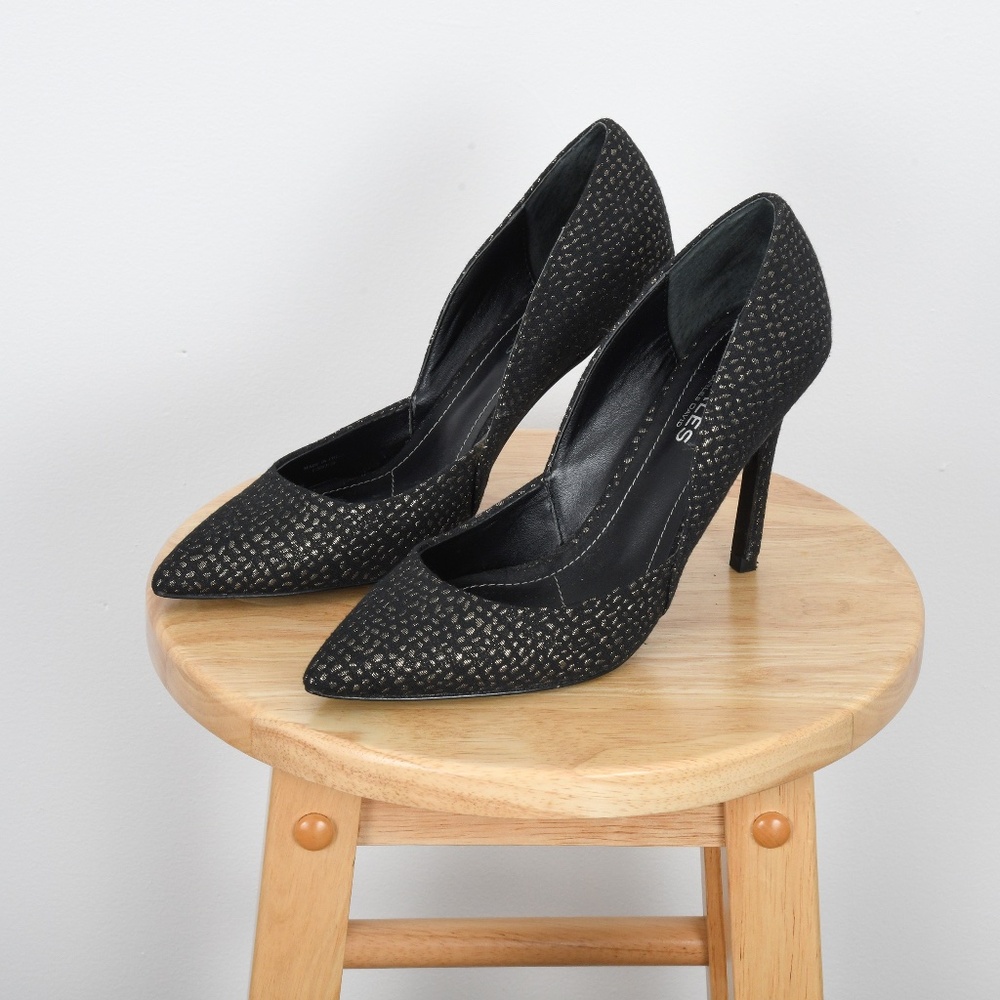 Charles David Stiletto Heels Size 7.5- black